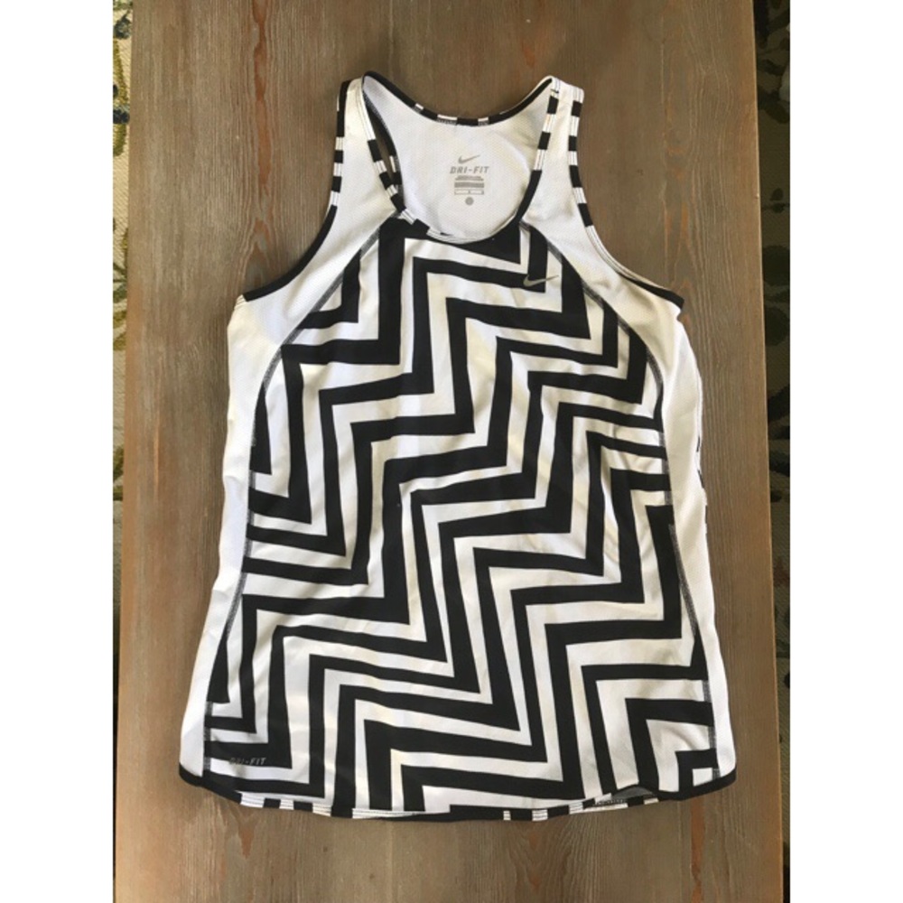 Nike dry fit tank